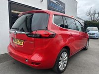 Used Vauxhall Zafira Tourer 140 HP (102 kW) 2015 Red MPV
