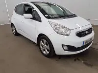 Used Kia Venga 125 HP (91 kW) 2013 White Hatchback