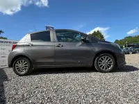 Used Toyota Yaris 99 HP (72 kW) 2016 Grey Hatchback