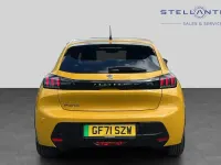 Used Peugeot e-208 Allure Premium 98 kW (134 HP) 2021 Yellow Hatchback