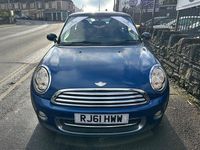 Usado Mini Cooper Hatch 122 CV (89 kW) 2011 Azul Utilitario