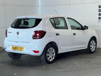 Used Dacia Sandero Essentiel 95 HP (69 kW) 2019 White Hatchback