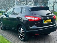 Used Nissan Qashqai Tekna 115 HP (84 kW) 2015 Black SUV
