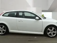 Used Volvo C30 R-Design 114 HP (83 kW) 2011 White Hatchback