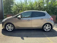 Used Peugeot 208 120 HP (88 kW) 2014 Grey Hatchback