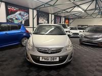 Second-hand Vauxhall Corsa 90 CP (66 kW) 2011 Argintiu Hatchback