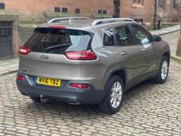 Begagnad Jeep Cherokee Longitude Plus 200 HK (147 kW) 2016 Beige SUV