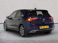 Used VW Golf VIII Active 130 HP (95 kW) 2022 Blue Hatchback