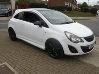 Second-hand Vauxhall Corsa Edition 2014 Alb Hatchback