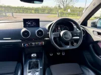 Usado Audi A3 Sportback S-Line 150 HP (110 kW) 2018 Preto Citadino