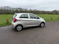 Used Kia Picanto 68 HP (50 kW) 2014 Silver Hatchback