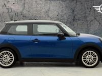 Used Mini Cooper Hatch 154 HP (113 kW) 2024 Blue Hatchback