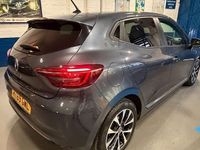 Used Renault Clio V Iconic 101 HP (74 kW) 2020 Hatchback