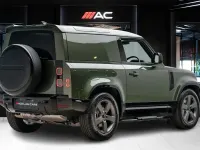 Used Land Rover Defender HSE Dynamic 350 HP (257 kW) 2026 Green SUV
