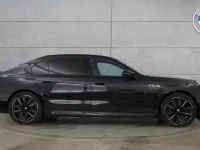 New BMW M760e Comfort Edition 563 HP (414 kW) 2025 Black Sedan