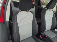 Used Toyota Yaris Design 109 HP (80 kW) 2017 Red