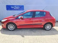 Used Peugeot 308 2009 Red Hatchback