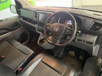 Used Vauxhall Vivaro Elite 180 HP (132 kW) 2019 Grey MPV