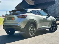 Usado Nissan Juke N-Connecta 114 CV (83 kW) 2025 Plateado SUV