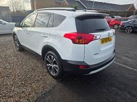 Used Toyota RAV4 2015 White Estate