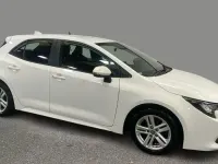Used Toyota Corolla 122 HP (89 kW) 2022 White Hatchback