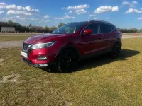 Usado Nissan Qashqai Tekna 140 CV (102 kW) 2019 Rojo SUV