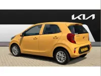 Used Kia Picanto 65 HP (47 kW) 2023 Yellow Hatchback