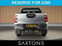 Used Toyota HiLux 204 HP (150 kW) 2025 Silver Pickup