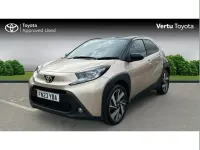 Used Toyota Aygo X 72 HP (52 kW) 2023 Beige SUV