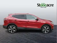 Used Nissan Qashqai Tekna 115 HP (84 kW) 2018 Red SUV