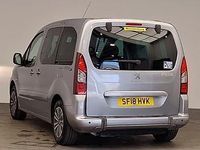 Gebraucht Peugeot TePee Active 100 PS (73 kW) 2018 Grau Kombi