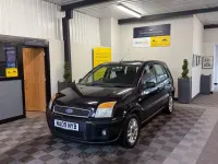 Usado Ford Fusion Zetec 90 CV (66 kW) 2009 Negro Utilitario