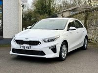Used Kia Ceed 114 HP (83 kW) 2019 White Hatchback