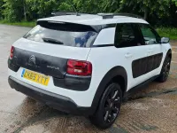 Used Citroën C4 Cactus Flair 2015 White Hatchback