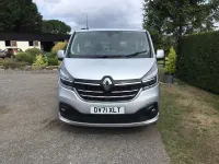 Usado Renault Trafic 2021 Plateado Monovolumen