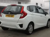 Used Honda Jazz S 101 HP (74 kW) 2016 White Hatchback