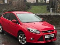 Used Ford Focus Zetec 125 HP (91 kW) 2012 Red Hatchback