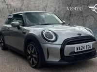 Używany Mini Cooper Exclusive 134 KM (98 kW) 2024 Srebrny Hatchback