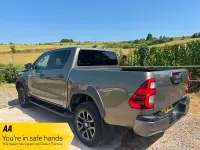 Used Toyota HiLux 201 HP (147 kW) 2023 Bronze Pickup
