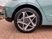 New Hyundai i20 Premium 90 HP (66 kW) 2025 Green Hatchback