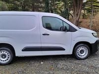 New Vauxhall Combo 101 HP (74 kW) 2025 White Van