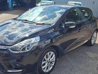 Used Renault Clio IV Dynamique 2017 Black Hatchback