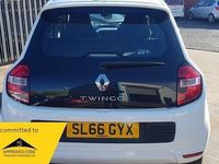 Usado Renault Twingo Dynamique 70 HP (51 kW) 2016 Branco Citadino