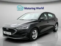 Second-hand Ford Focus Zetec 118 CP (86 kW) 2023 Negru Hatchback