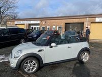 Usado Mini Cooper Cabriolet 122 HP (89 kW) 2015 Prateado Cabrios