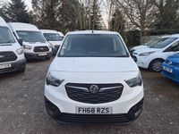 Used Vauxhall Combo Edition 100 HP (73 kW) 2019 White MPV