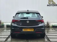 Used Vauxhall Astra SRi 150 HP (110 kW) 2017 Black Hatchback