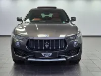 Begagnad Maserati Levante 2020 Grå SUV