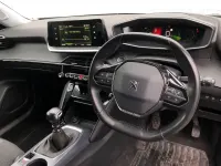 Used Peugeot 2008 Allure 131 HP (96 kW) 2020 White SUV