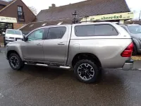 Używany Toyota HiLux 150 KM (110 kW) 2020 Brązowy Pickup